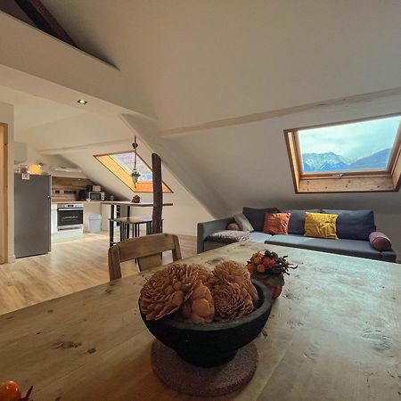 Apartamento Cocon Sous Les Toits Albertville Exterior foto