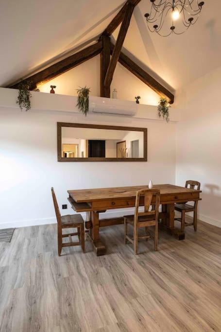 Apartamento Cocon Sous Les Toits Albertville Exterior foto