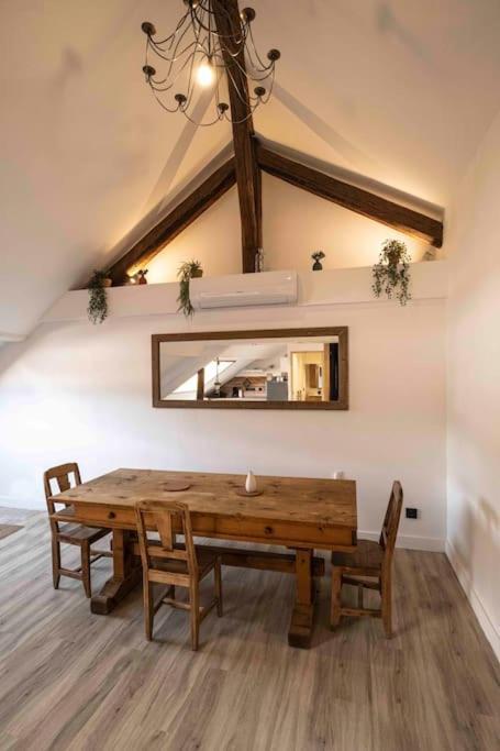 Apartamento Cocon Sous Les Toits Albertville Exterior foto